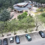 Piazza Partigiani *