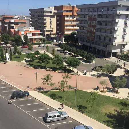 Piazza Partigiani * Lecce