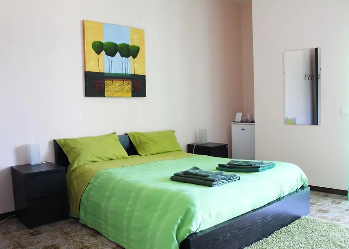 Piazza Partigiani Pensión