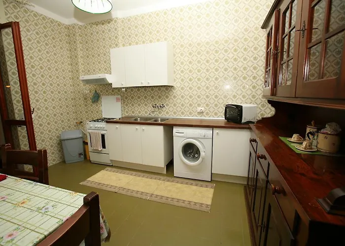 Pensión Piazza Partigiani *