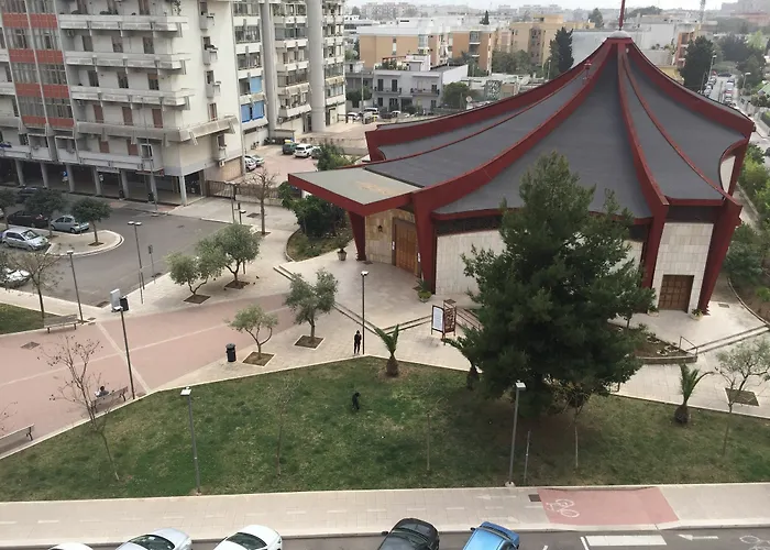 Pensión Piazza Partigiani