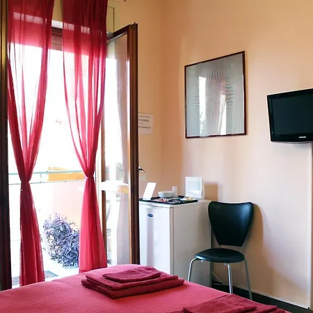 Pensjonat Piazza Partigiani *