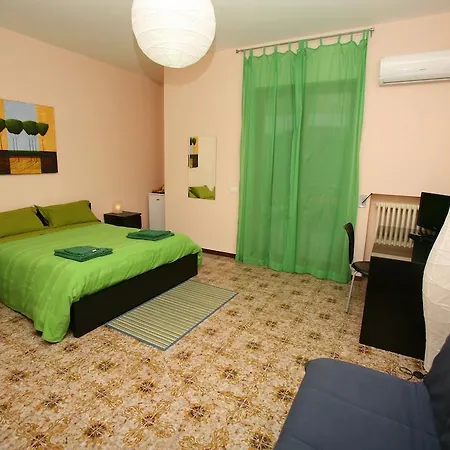 Pensjonat Piazza Partigiani *