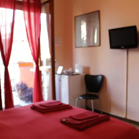 Pensjonat Piazza Partigiani Lecce