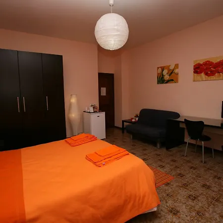 Pensjonat Piazza Partigiani Lecce