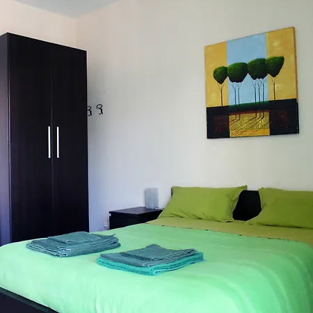 Pensjonat Piazza Partigiani *