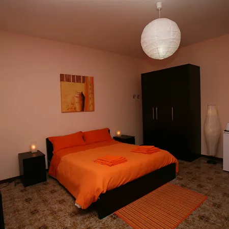 Pensjonat Piazza Partigiani *