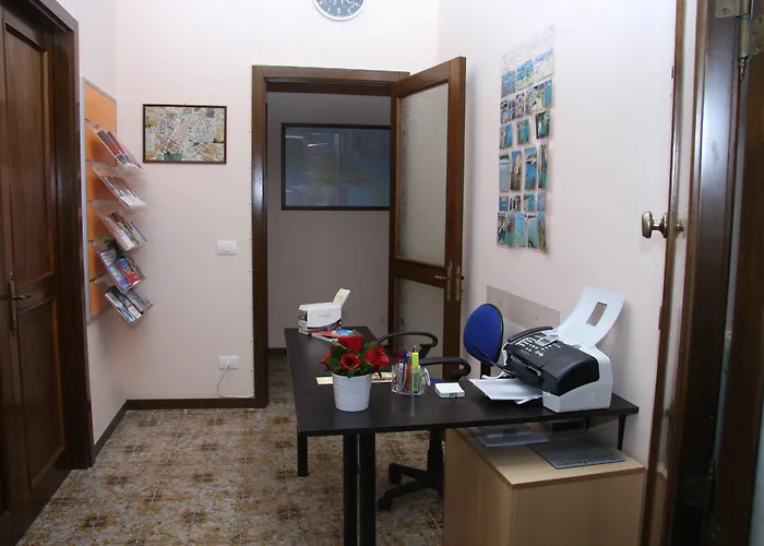 Piazza Partigiani Pensión