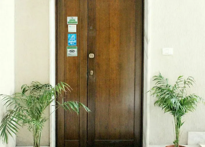 Piazza Partigiani * 레체